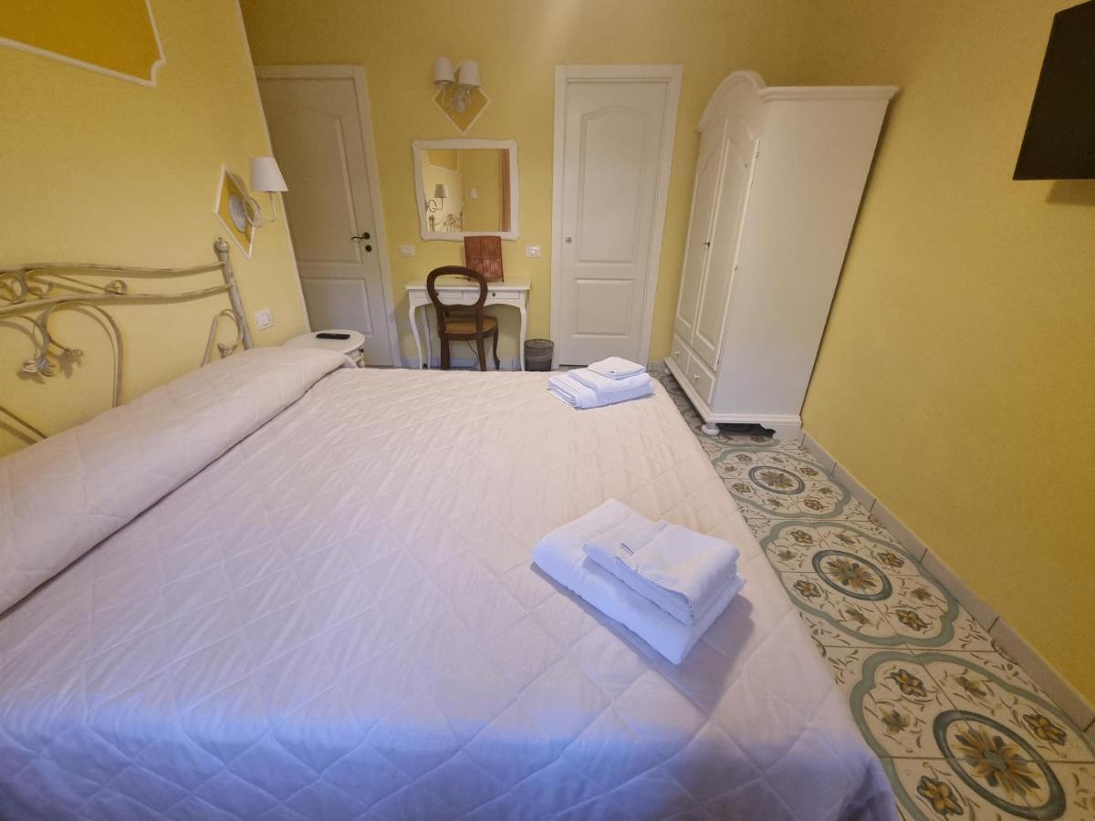 Bed and Breakfast Il Ruscello Маратея Экстерьер фото
